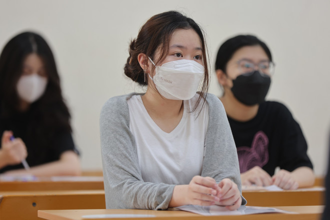 Bộ GD-ĐT công bố đáp án môn Ngữ văn Kỳ thi tốt nghiệp THPT 2022 ảnh 1