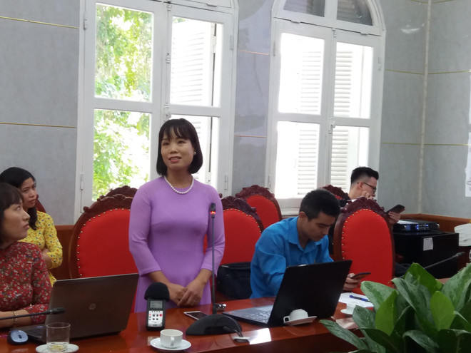 Cô giáo Nguyễn Phương Thanh chia sẻ về đổi mới phương pháp dạy học. (Ảnh: PM/Vietnam+) Giáo viên Hà Nội nuôi ếch xanh, giúp học sinh thành phố làm nông dân ảnh 1