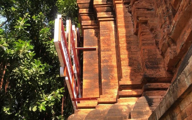 Yêu cầu Bình Định đề xuất phương án bảo vệ di tích tháp Chăm ảnh 1