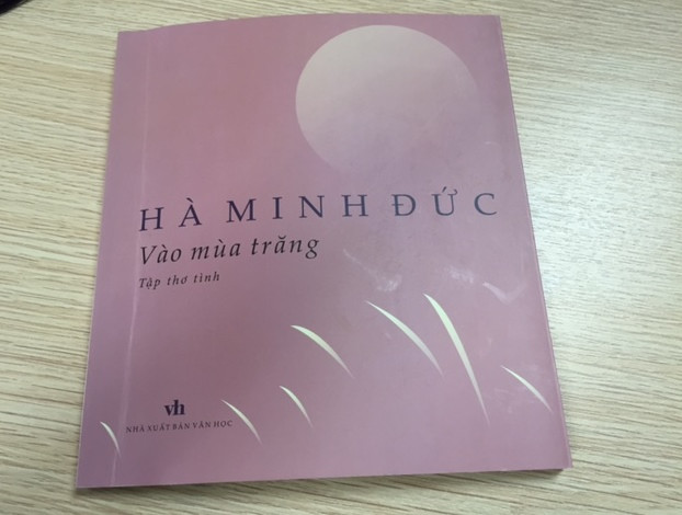‘Vào mùa trăng’: Một thế giới khác của giáo sư Hà Minh Đức ảnh 2