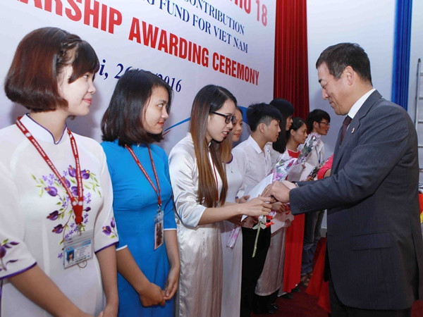 Trao học bổng Fuyo Nhật Bản cho 80 sinh viên tiêu biểu ảnh 1