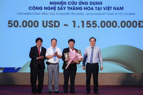 Ban tổ chức trao Giải thưởng Bảo Sơn 2019. (Ảnh: BTC) Giải thưởng đặc biệt trị giá 1,3 tỷ đồng cho bộ test Covid-19 ảnh 2