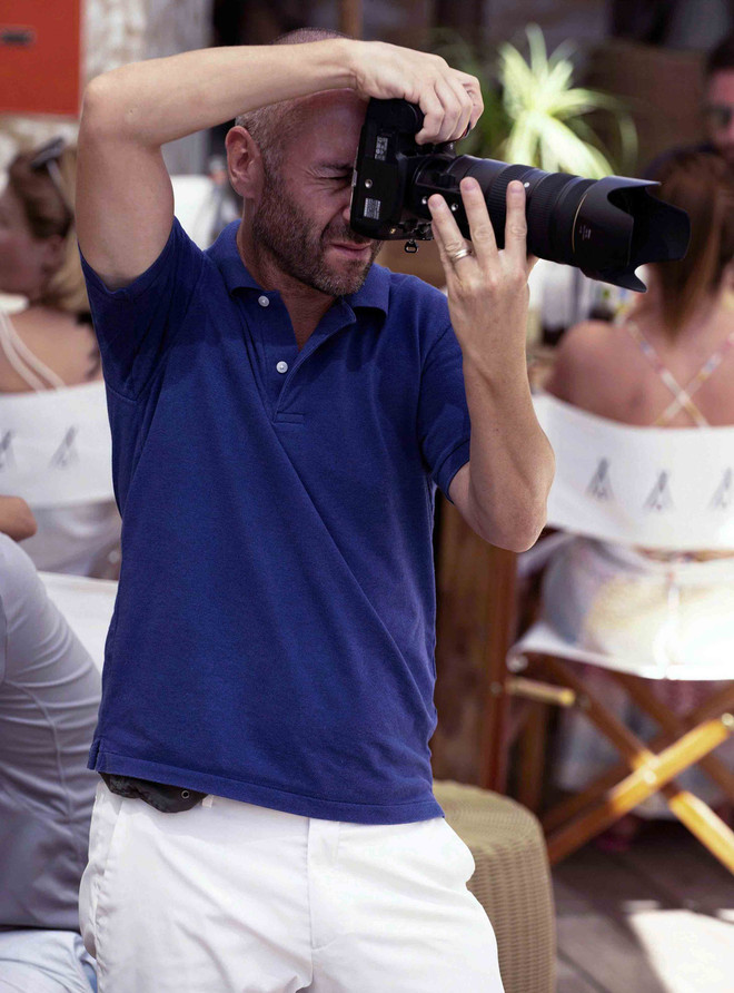 Nhiếp ảnh gia người Pháp và đam mê ghi lại hình ảnh kiến trúc Sài Gòn ảnh 1