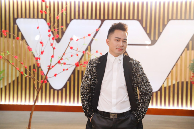 Ca sỹ Tùng Dương cũng sẽ góp mặt trong chương trình. (Ảnh: VTV) Chương trình nghệ thuật Giao thừa lấy cảm hứng từ văn hóa vùng miền ảnh 3