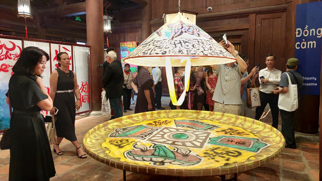 Thư pháp và graffiti 'đối thoại' để cùng hướng tới chân-thiện-mỹ ảnh 5