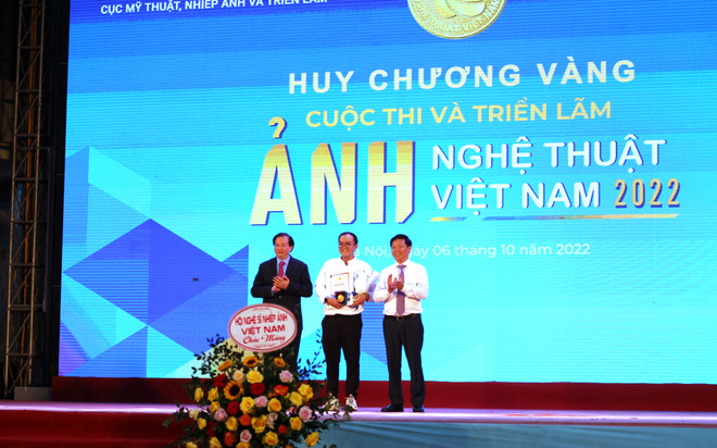 Bộ ảnh Cầu Thủ Thiêm 2 đạt giải vàng cuộc thi ảnh nghệ thuật 2022 ảnh 2
