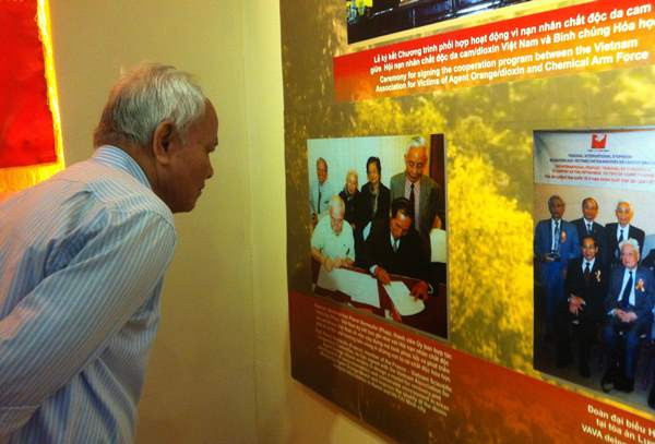 Hơn 400 hiện vật kể chuyện “Da cam: Lương tri và công lý” ảnh 1