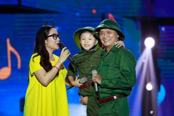 [Photo] Những màn kết hợp ăn ý trong “Bài hát hai thế hệ” ảnh 3