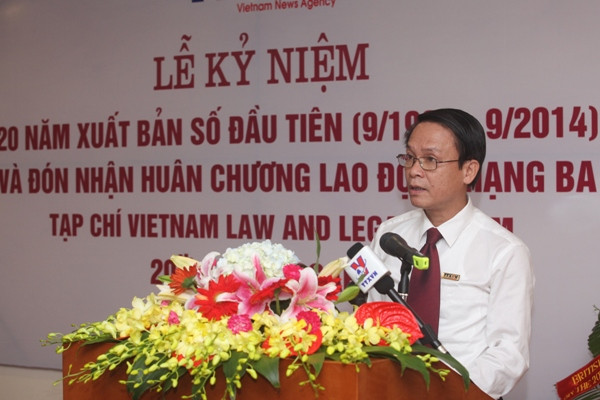 Tạp chí Vietnam Law and Legal Forum nhận Huân chương Lao động ảnh 2