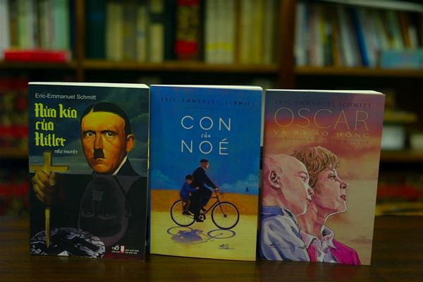 Tác giả “Nửa kia của Hitler” gửi lời chào tạm biệt Việt Nam ảnh 3