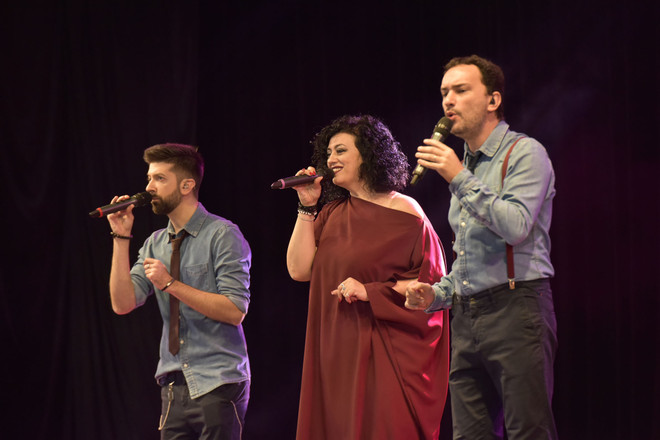 Khán giả thích thú với màn trình diễn ‘Hồ trên núi’ của nghệ sỹ Italy ảnh 11