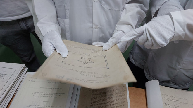 Mở kho Bảo vật Quốc gia để đánh thức giá trị của tư liệu lưu trữ ảnh 1