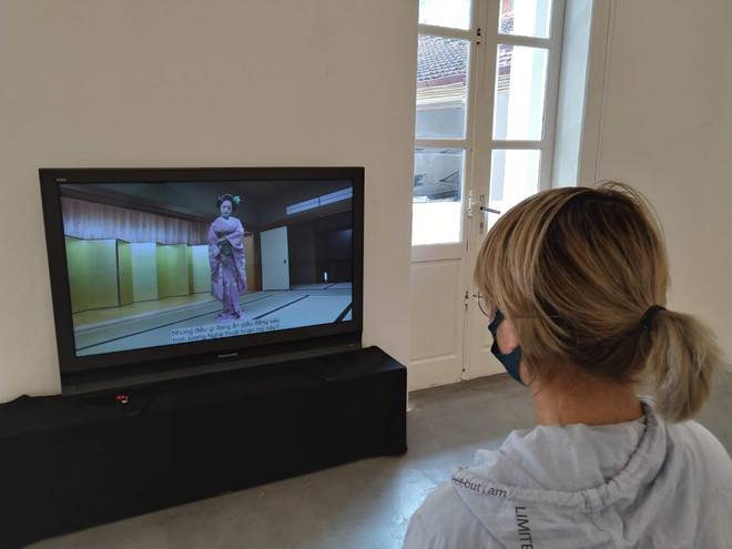 Sự duyên dáng của những geisha tập sự qua ống kính nhiếp ảnh gia Pháp ảnh 1