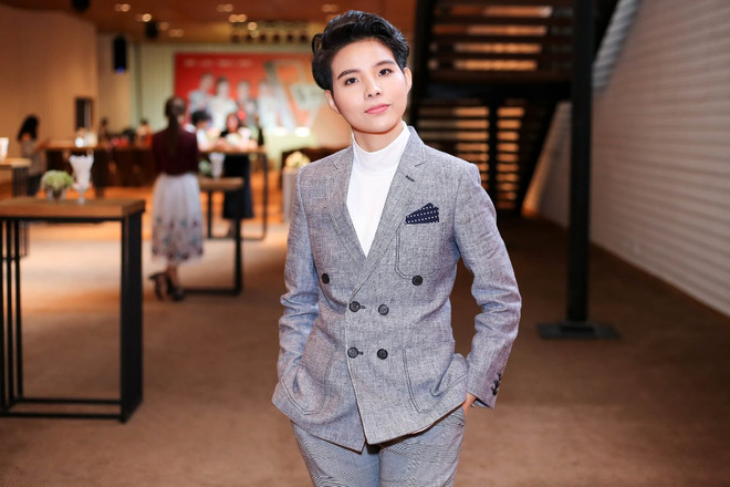 Ngắm vẻ trẻ trung của “bộ tứ quyền lực” trong Giọng hát Việt nhí 2017 ảnh 1