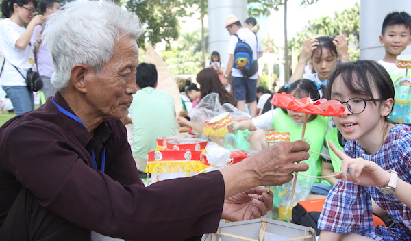 Mang ‘Sắc màu văn hóa Ninh Thuận’ tới Thủ đô dịp Trung Thu ảnh 1