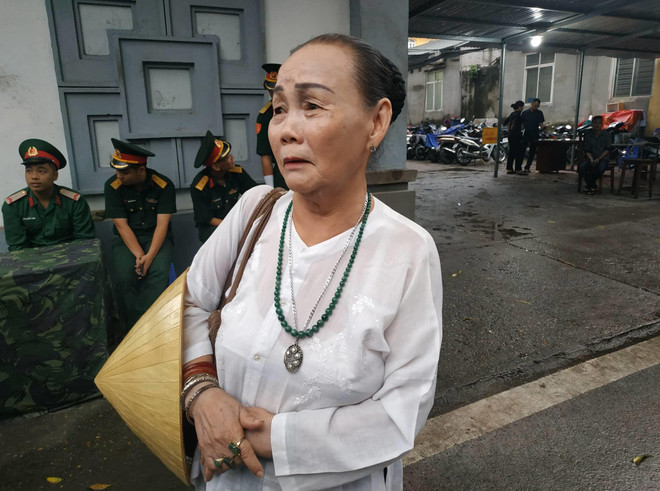 Người dân xúc động và đau buồn trước sự ra đi của nguyên Chủ tịch nước ảnh 1