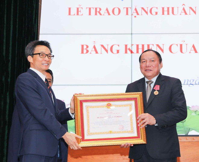 Phó Thủ tướng Vũ Đức Đam: Cần quan tâm hơn đến đời sống văn nghệ sỹ ảnh 2