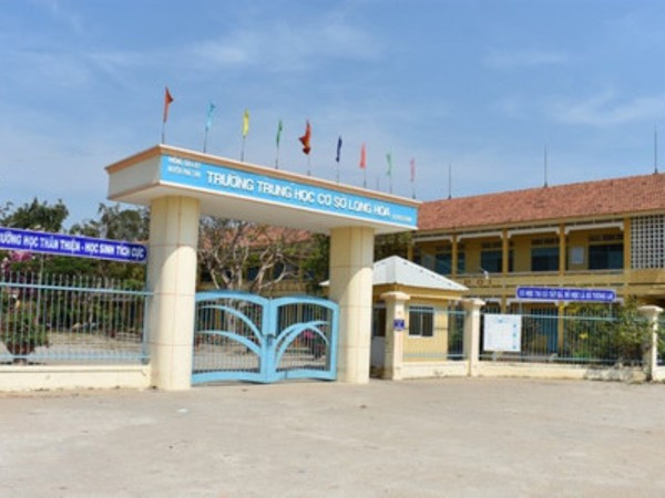 Bộ Giáo dục lên tiếng vụ giáo viên bị tố đánh học sinh vẹo cột sống ảnh 1