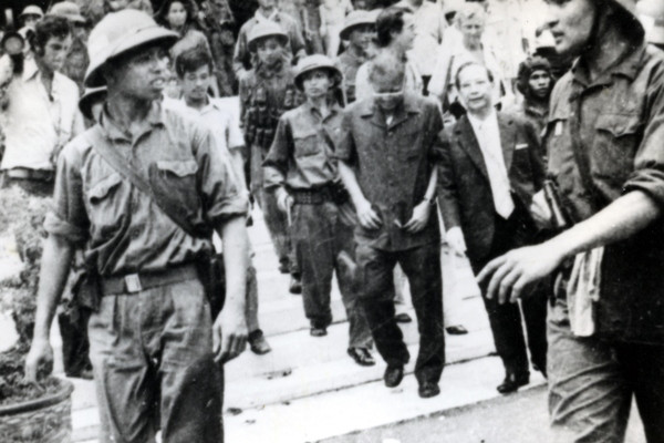 Hồi ức về Trịnh Công Sơn vang ca trong thời khắc lịch sử ảnh 2