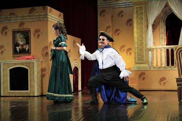 Đưa vũ điệu break dance hiện đại vào kịch cổ điển “Lão hà tiện” ảnh 7