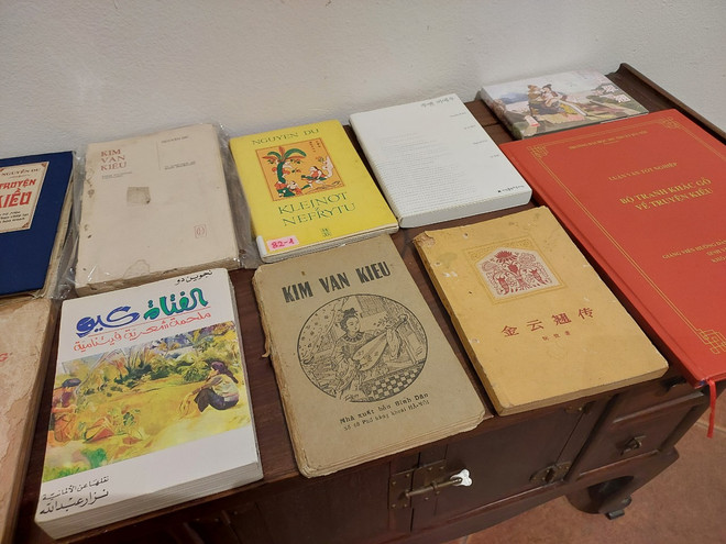 Họa sỹ Lê Thiết Cương 'phổ họa' vào Kiều theo phong cách tối giản ảnh 2