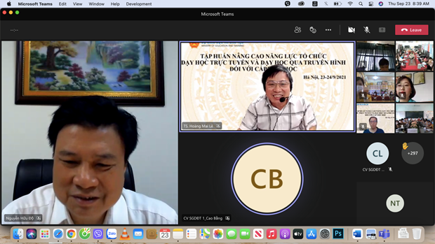 Hàng loạt giải pháp khắc phục khó khăn sau một tháng học trực tuyến ảnh 1