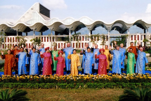 Đại hội Đại biểu toàn quốc VI: Đổi mới và giữ vững ổn định chính trị ảnh 1