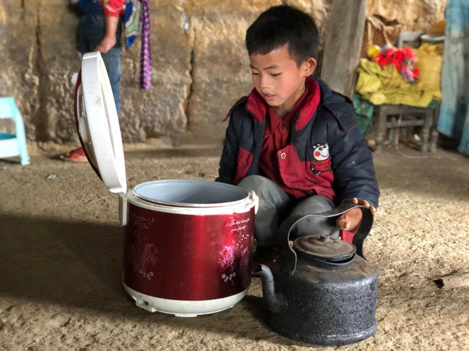 Cái Tết của những ''ông bố nhí'' trên đỉnh trời Simacai ảnh 5