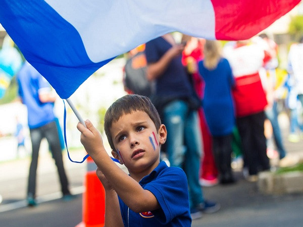 [Photo] Vẻ đáng yêu của các cổ động viên nhí ở World Cup ảnh 6