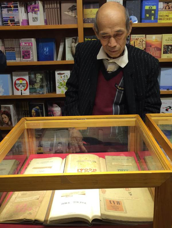 Trưng bày “Những cuốn sách vang bóng một thời” ở Hà Nội ảnh 1