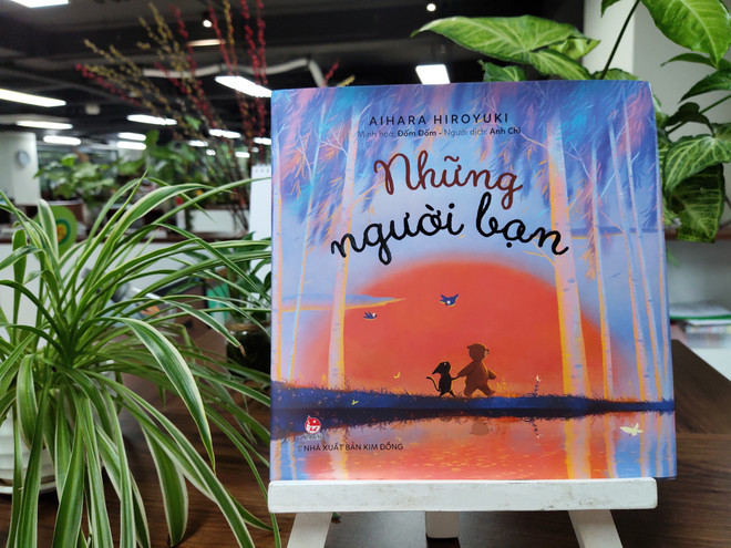 Tranh truyện “Những người bạn” do họa sỹ Việt minh họa được in ở Nhật ảnh 1