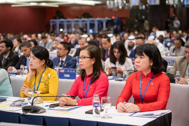 Diễn đàn Nghị sỹ trẻ: Chú trọng vai trò thanh niên trong Chuyển đổi Số ảnh 1