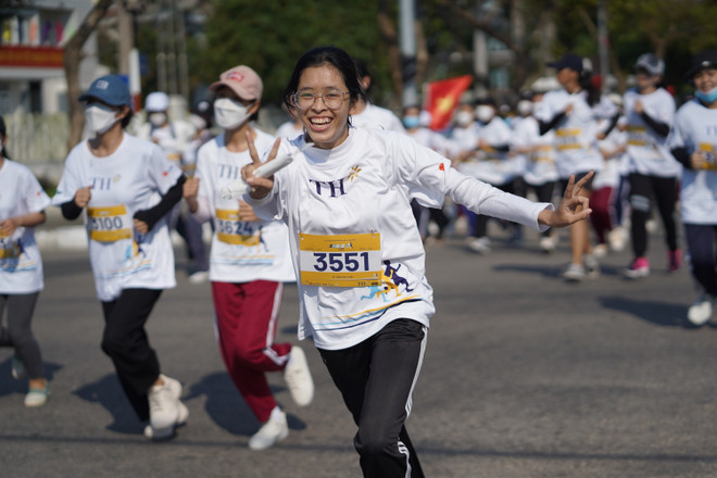 Gần 4.000 học sinh, sinh viên tham gia giải chạy S-Race tại Quảng Nam ảnh 1