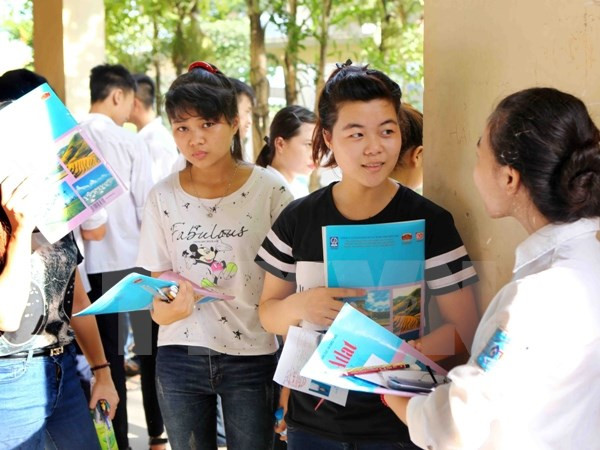 Công bố “điểm sàn” tuyển sinh đại học, cao đẳng 2015 trước 1/8 ảnh 1