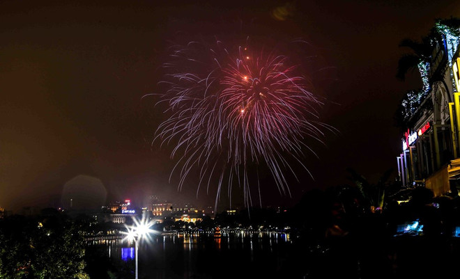 Đề xuất chỉ bắn pháo hoa tại Hà Nội dịp Tết Nguyên đán Kỷ Hợi ảnh 1