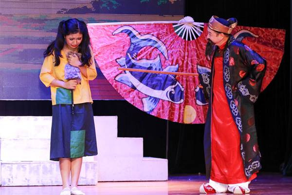 “Bà cố vấn” Minh Hòa cùng “Vua Lợn” dự Liên hoan Nghệ thuật Quốc tế ảnh 2