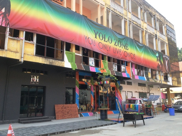 Một góc Zone 9 khi xưa. (Ảnh: PV/Vietnam+) Hà Nội: Từ 'di sản' công nghiệp thành không gian sáng tạo ảnh 1