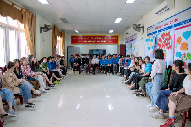 Khóa tập huấn “Thanh thiếu niên và bình đẳng giới” và tọa đàm “Chuyện bình đẳng – góc nhìn của người trẻ” là hai hoạt động trong tổng sáu hoạt động của Dự án “Góp tiếng nói - Thêm bình đẳng”. (Ảnh: PV) Bình đẳng giới dưới góc nhìn của thanh thiếu niên dân tộc thiểu số ảnh 5