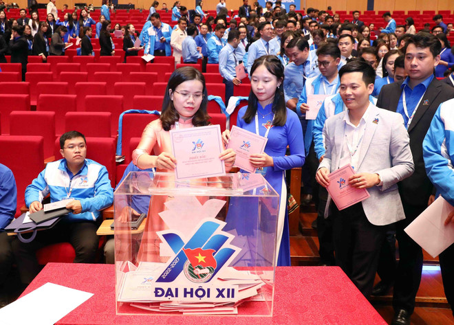 Bầu 144 đoàn viên ưu tú vào Ban chấp hành Trung ương Đoàn khóa XII ảnh 1