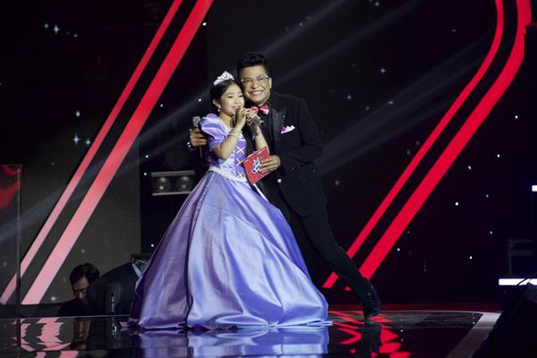 Giọng hát Việt nhí”: Dấu ấn “Giang Hồ” trong liveshow đầu tiên ảnh 2