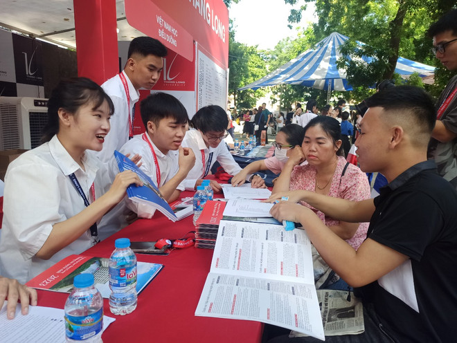 Bộ GD-ĐT chia thời gian thanh toán lệ phí xét tuyển ĐH theo địa phương ảnh 1