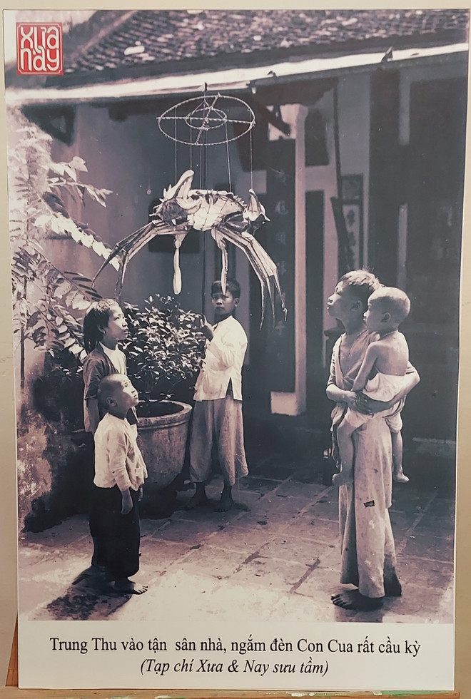 Tết Trung Thu: Tìm về đồ chơi cổ truyền, mâm cỗ ‘ăn ốc trông Trăng' ảnh 9