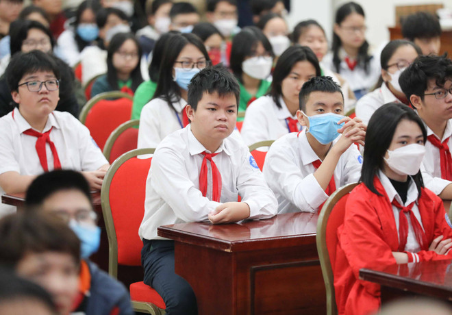 Hướng nghiệp sớm để học sinh không lúng túng khi chọn tổ hợp ở lớp 10 ảnh 2