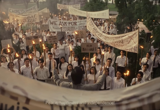 Trailer "Em và Trịnh" tái hiện cảnh tháo guốc kinh điển của Khánh Ly ảnh 3