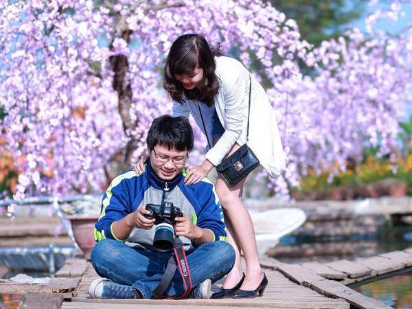 Cận Tết, sinh viên nhộn nhịp làm thêm đón thu nhập "khủng" ảnh 2