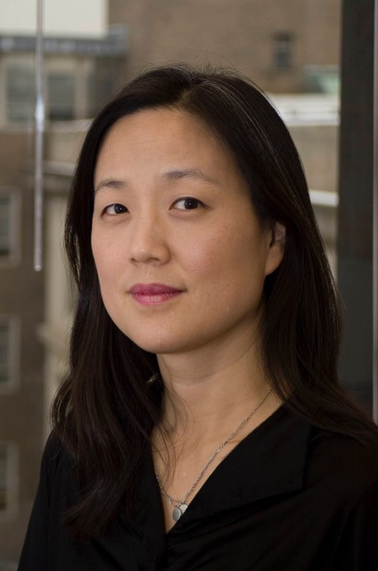 Giáo sư Annette M. Kim. (Ảnh: NVCC) Annette M. Kim: Vị giáo sư người Mỹ say mê vỉa hè Sài Gòn ảnh 3
