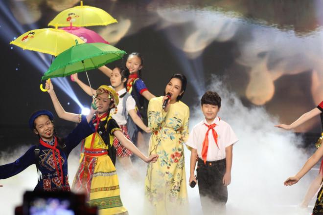 Gala ‘Cặp lá yêu thương-5 mùa gieo hạt’: Tiếp tục nối dài yêu thương ảnh 5