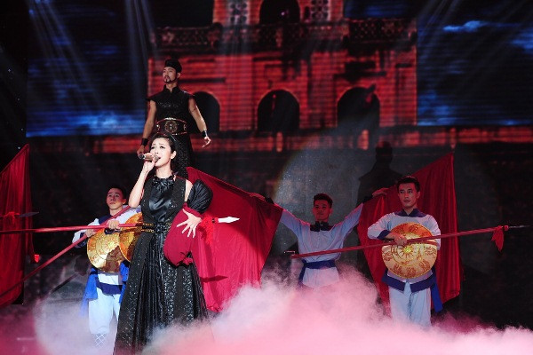 Dương Hoàng Yến-Hà Duy và cuộc “soán ngôi” ngoạn mục ảnh 3