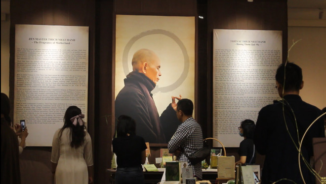 Triển lãm thư pháp đầu tiên của Thiền sư Thích Nhất Hạnh tại Việt Nam ảnh 1