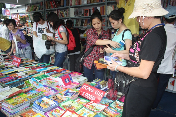 “Hội sách Hà Nội 2014” là tiền đề để tổ chức hội sách thường niên ảnh 2